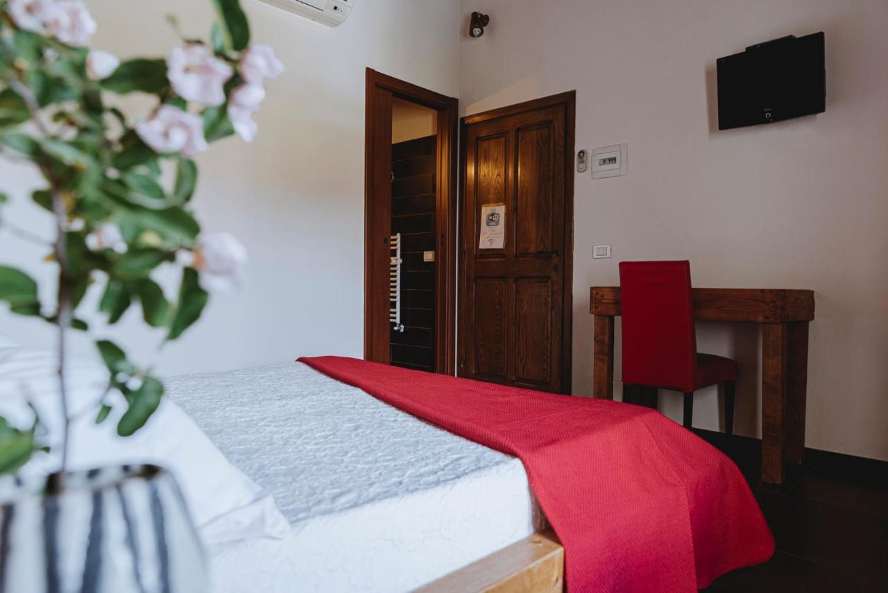Un Angelo Alla Mia Tavola Sarzana Εξωτερικό φωτογραφία